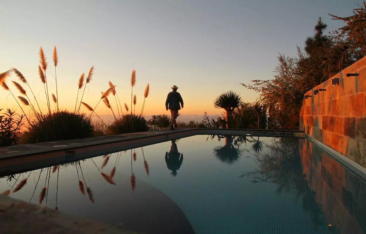 La Palma Urlaub: die Lichtsituationen am Pool auf der Hacienda La Palma genießen