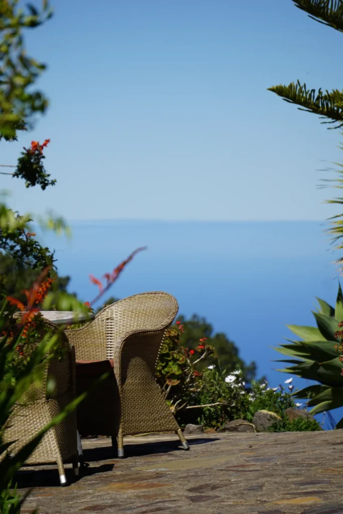 Romantik Finca El Rincon: Sitzplatz direkt vor dem Ferienhaus mit Blick auf den Atlantik