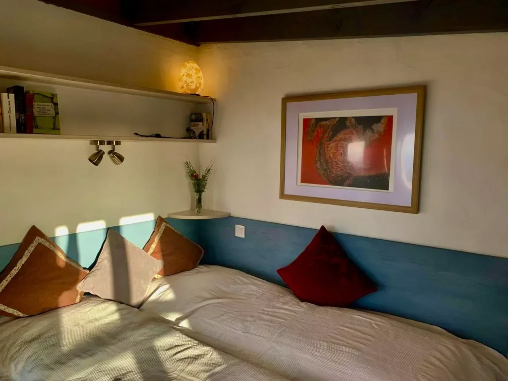 Tiny House mieten auf La Palma: gemütlich Urlaub machen und ausschlafen im großen 1,60 x 2,0 Meter Doppelbett